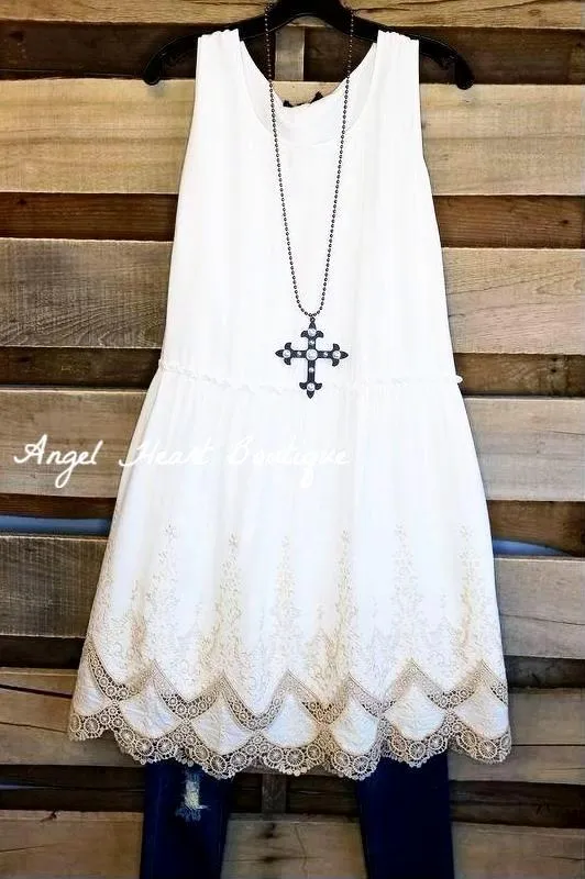 AHB EXCLUSIVE: Looking Into The Bright Side Dress - Ivory/Taupe