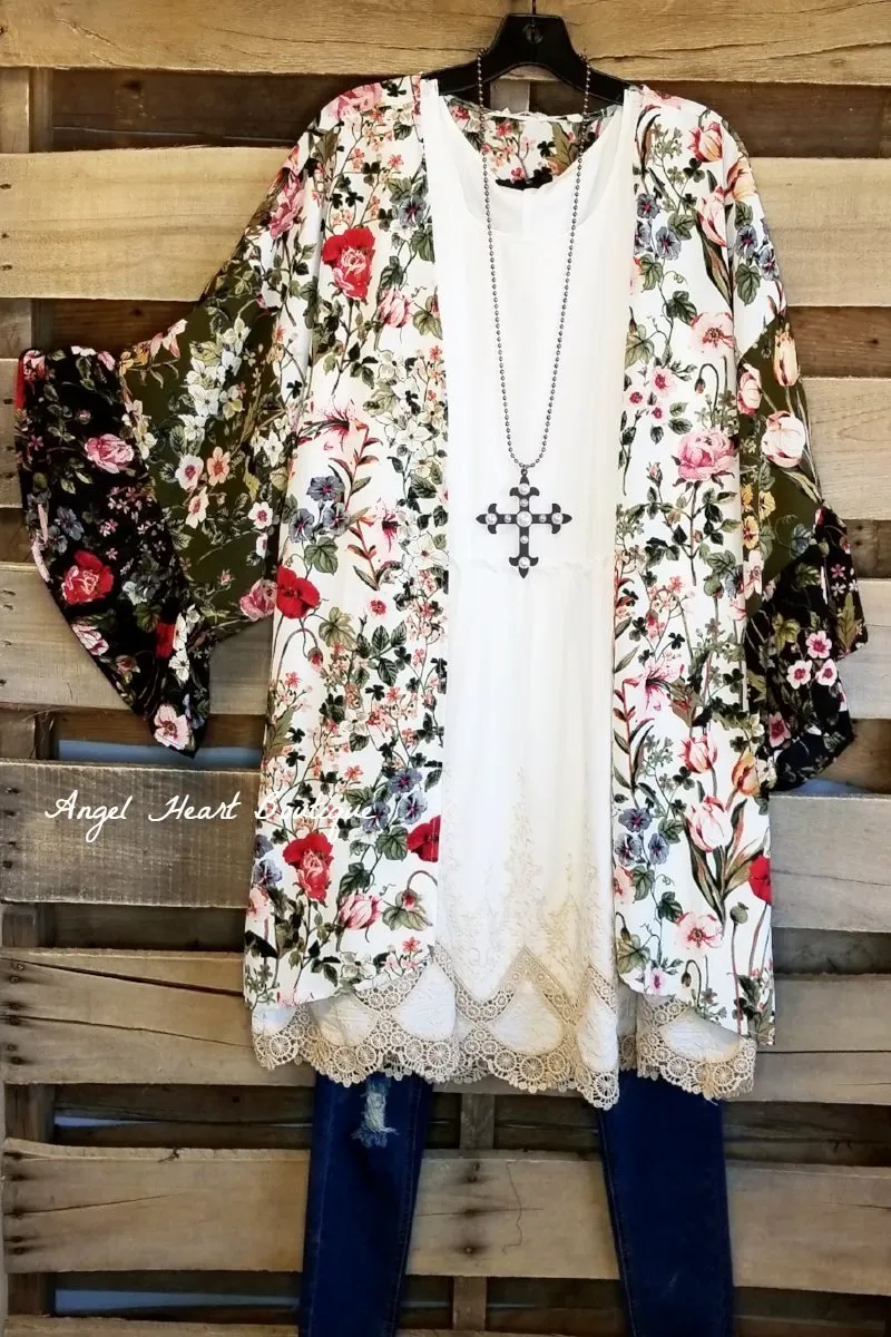 AHB EXCLUSIVE: Looking Into The Bright Side Dress - Ivory/Taupe