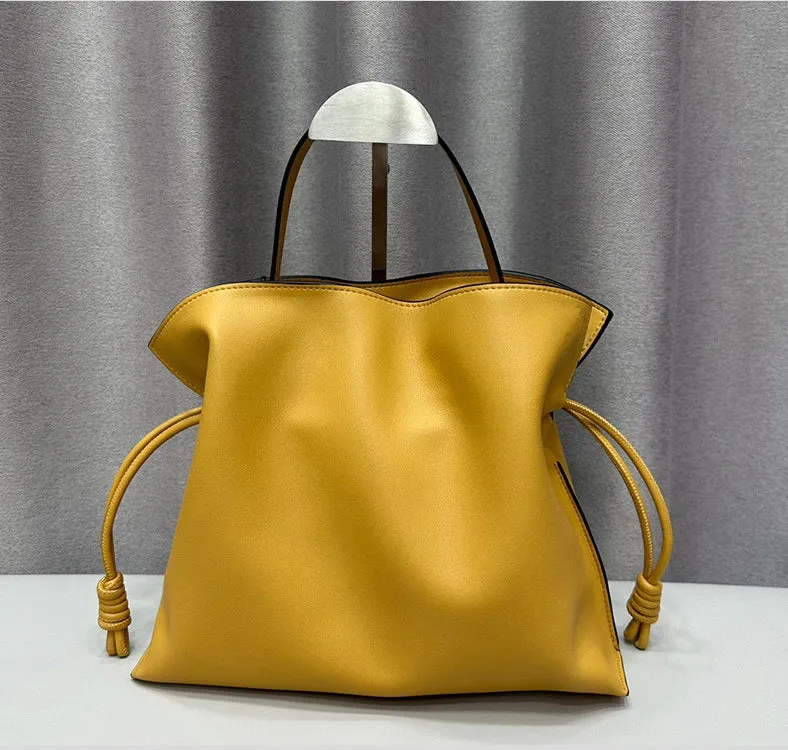 Luxurious Minimalist Soft Calfskin Bucket Bag | Shoulder Bag and Crossbody Bag for Women with Drawstring Closure